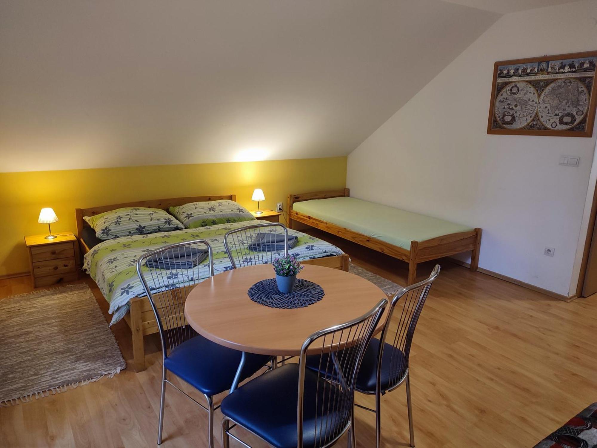 Apartmany Zachar Bešeňová Eksteriør bilde